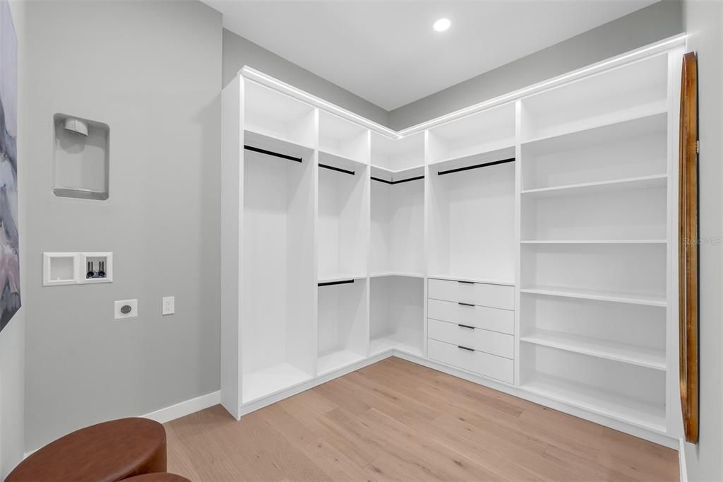 En Venta: $1,549,000 (5 camas, 4 baños, 3283 Pies cuadrados)