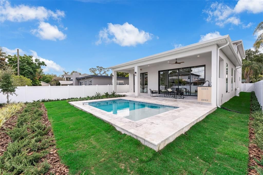 En Venta: $1,549,000 (5 camas, 4 baños, 3283 Pies cuadrados)