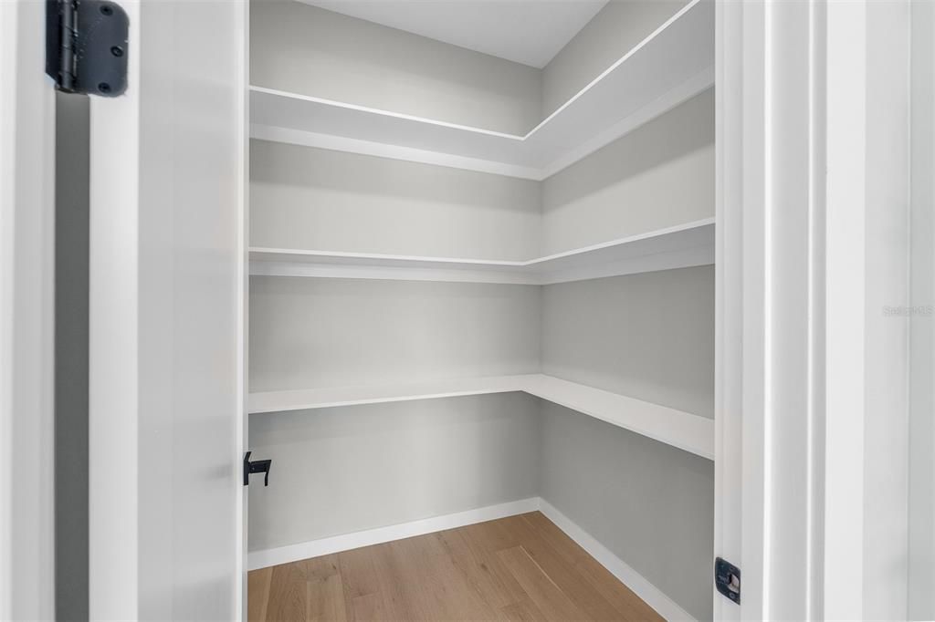 En Venta: $1,549,000 (5 camas, 4 baños, 3283 Pies cuadrados)