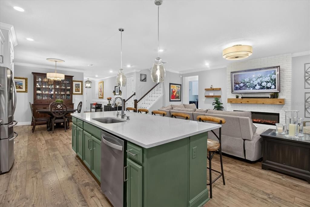 For Sale: $874,900 (4 beds, 3 baths, 3164 Square Feet)