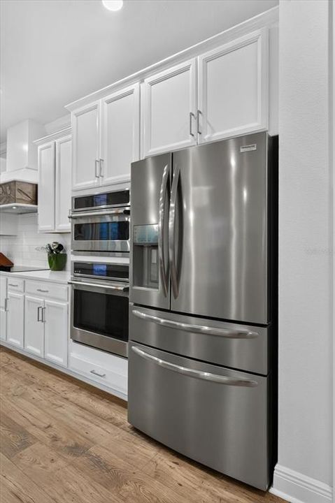 For Sale: $874,900 (4 beds, 3 baths, 3164 Square Feet)