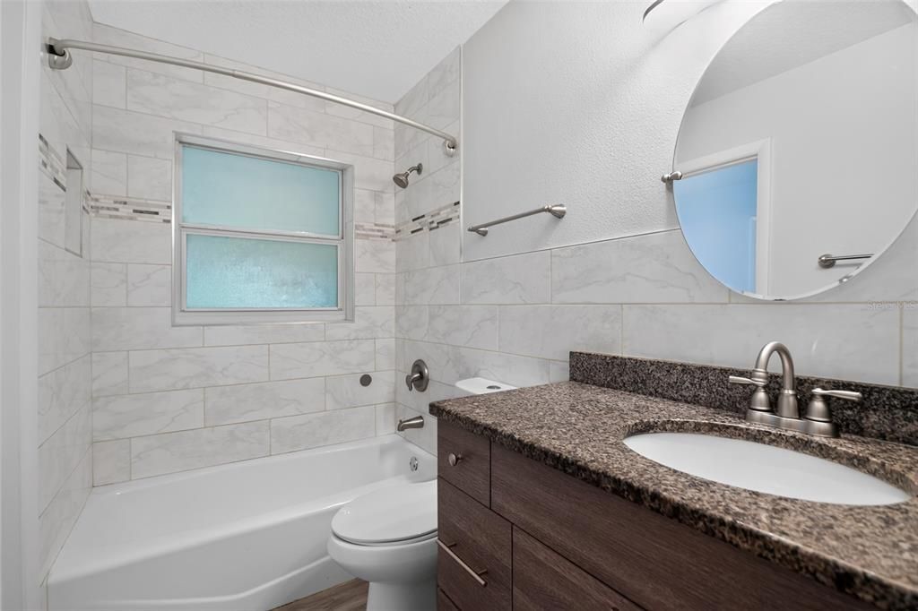 For Sale: $269,800 (3 beds, 1 baths, 1050 Square Feet)