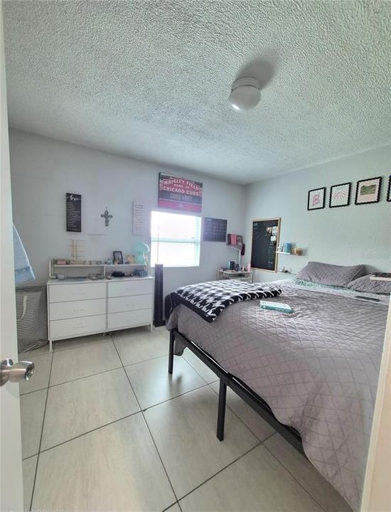 For Sale: $525,000 (5 beds, 3 baths, 2061 Square Feet)
