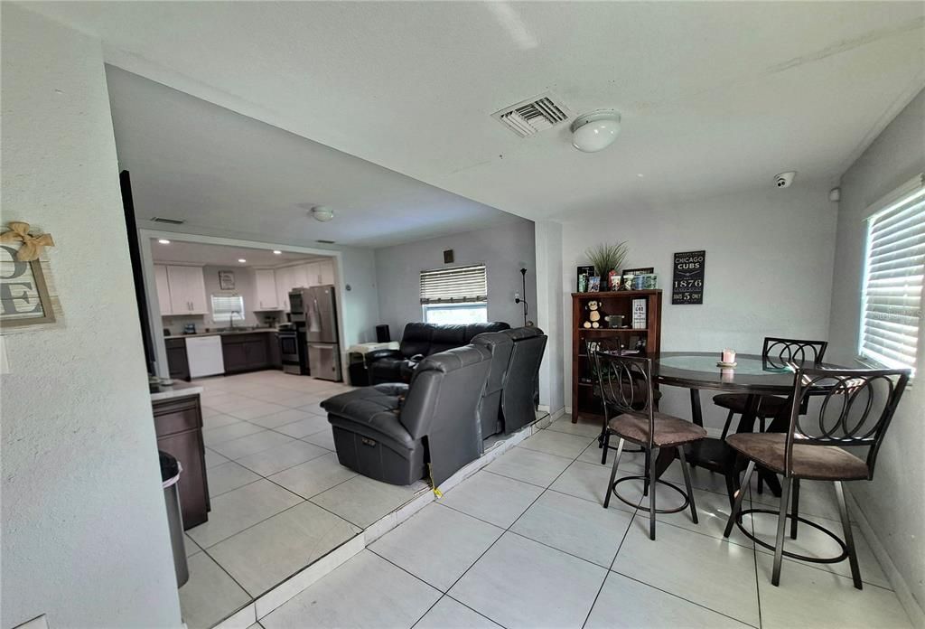For Sale: $525,000 (5 beds, 3 baths, 2061 Square Feet)