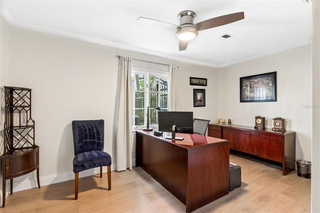 En Venta: $2,500,000 (6 camas, 4 baños, 4858 Pies cuadrados)