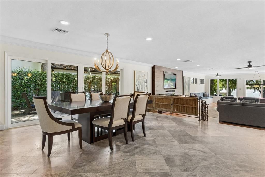 En Venta: $2,500,000 (6 camas, 4 baños, 4858 Pies cuadrados)