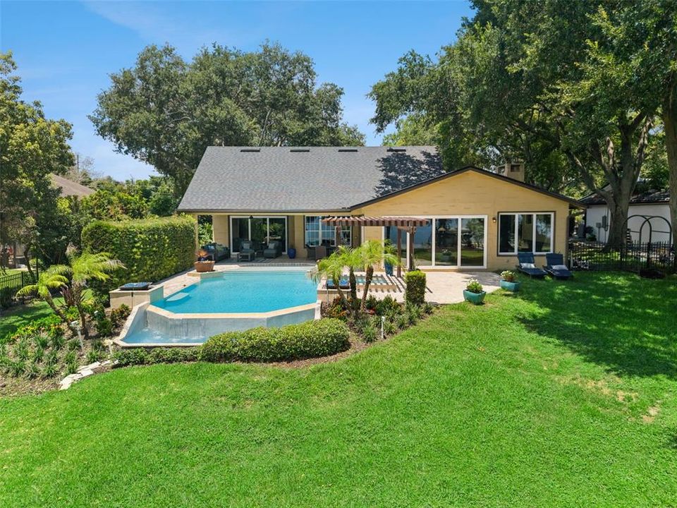 En Venta: $2,500,000 (6 camas, 4 baños, 4858 Pies cuadrados)