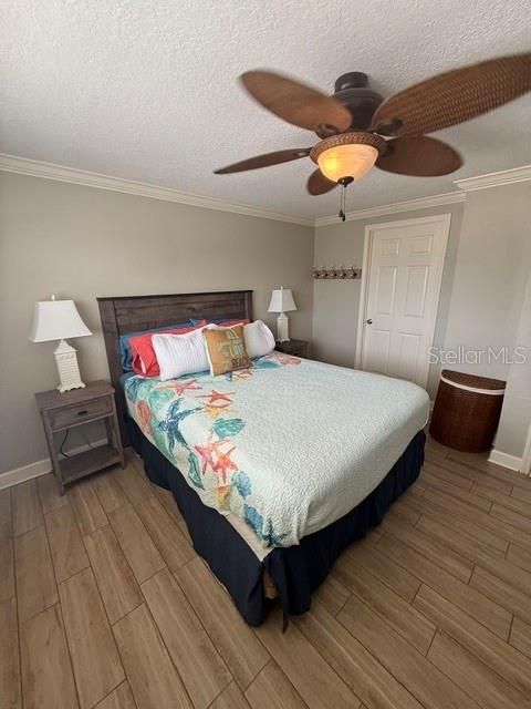 For Sale: $345,000 (2 beds, 1 baths, 553 Square Feet)