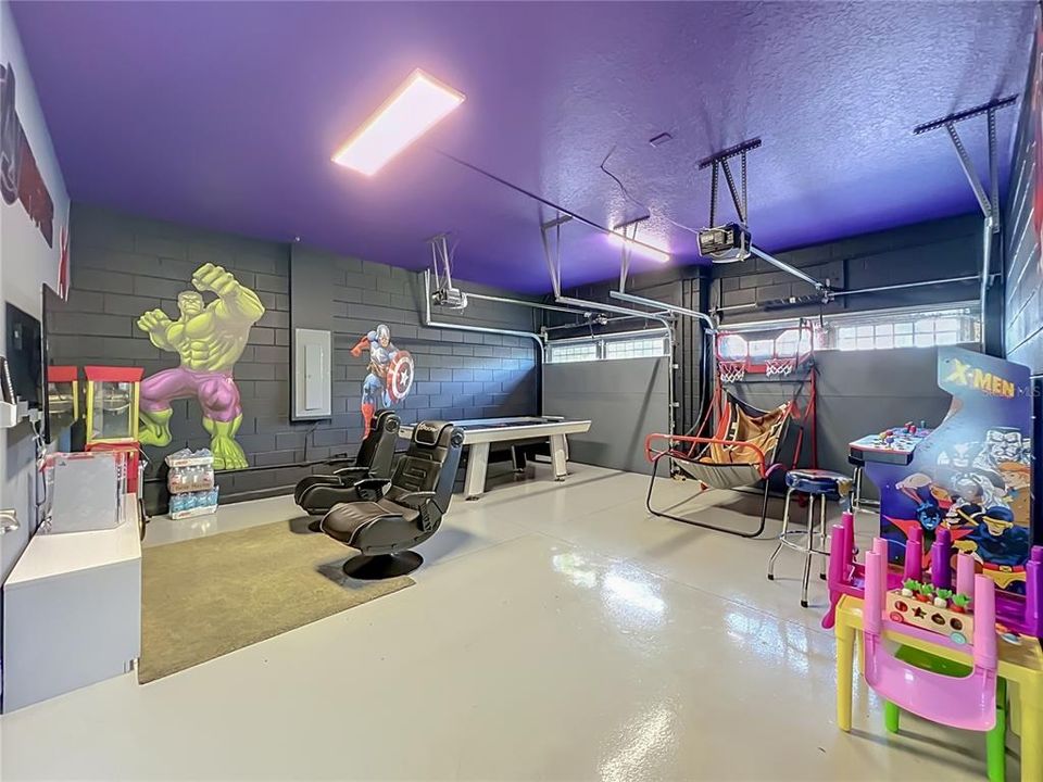 En Venta: $745,000 (6 camas, 5 baños, 3203 Pies cuadrados)