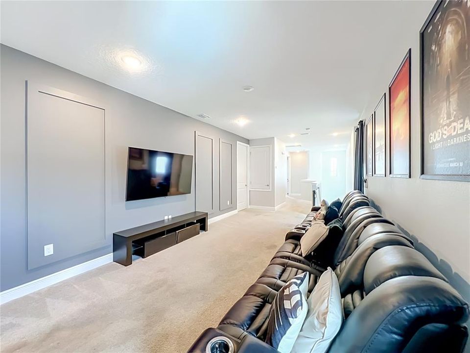 En Venta: $745,000 (6 camas, 5 baños, 3203 Pies cuadrados)