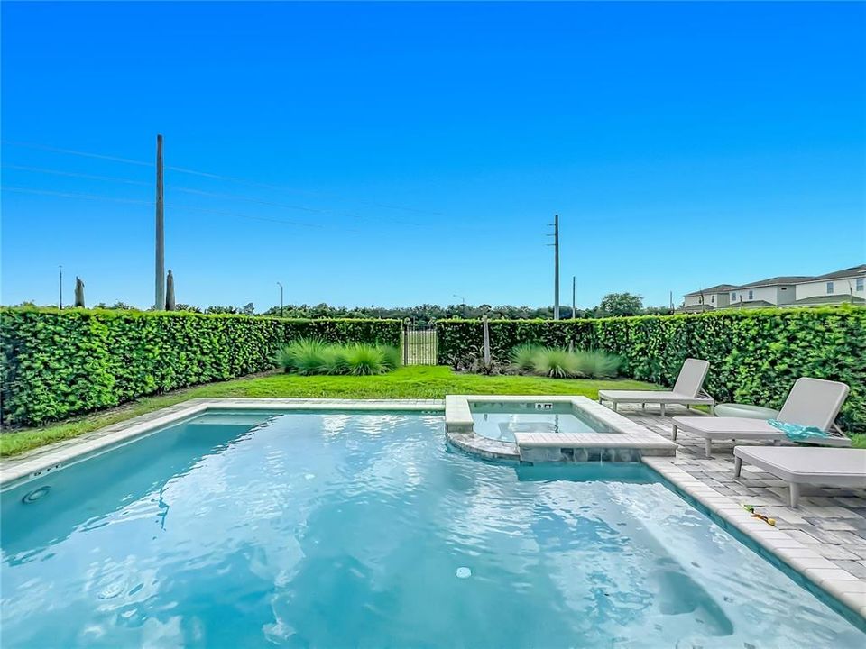 En Venta: $745,000 (6 camas, 5 baños, 3203 Pies cuadrados)