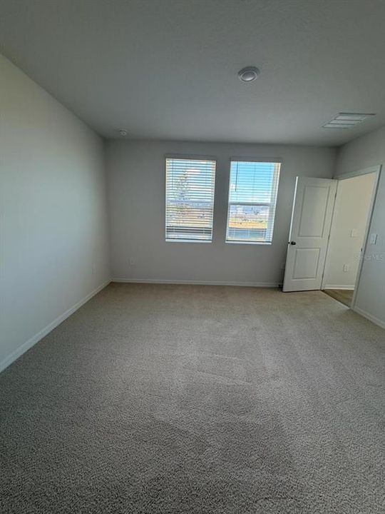 For Rent: $2,200 (3 beds, 2 baths, 1269 Square Feet)