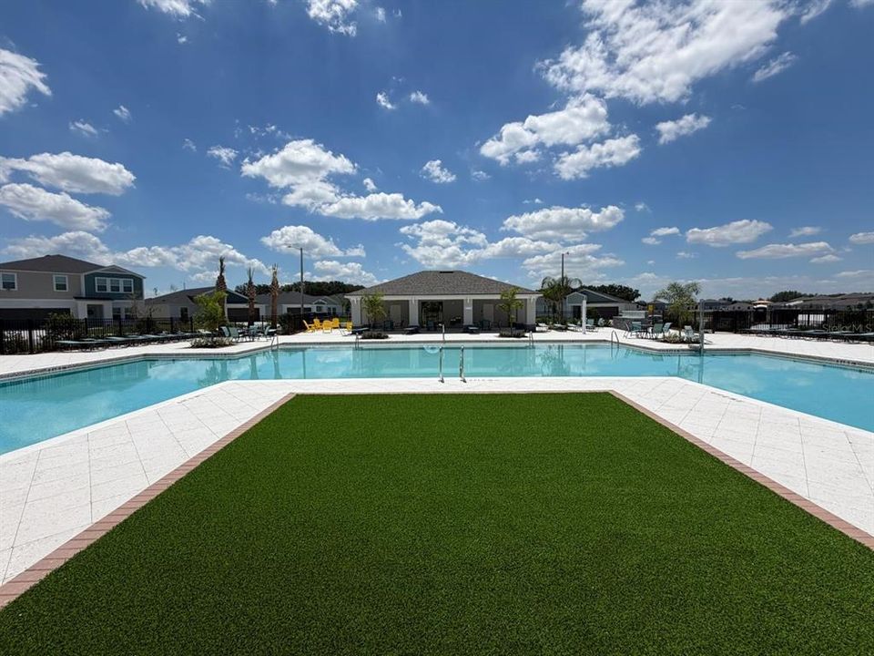 For Rent: $2,200 (3 beds, 2 baths, 1269 Square Feet)