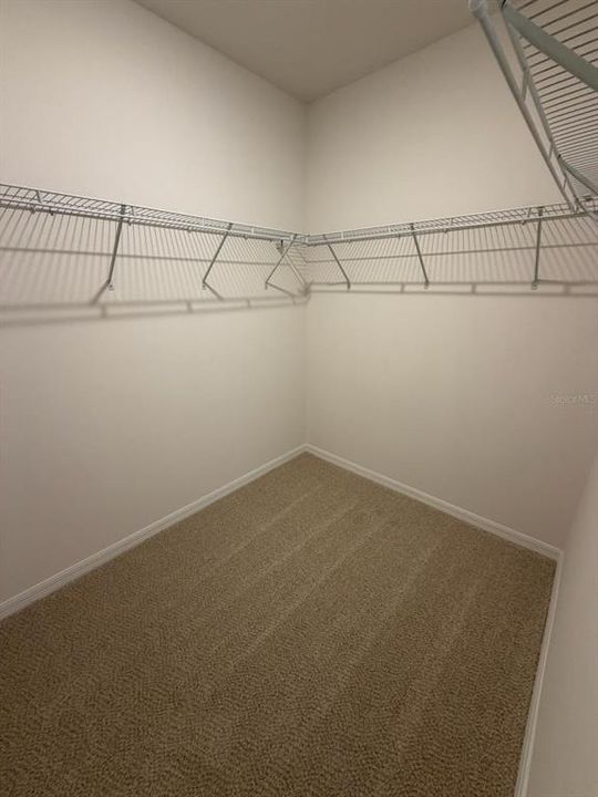 For Rent: $2,200 (3 beds, 2 baths, 1269 Square Feet)