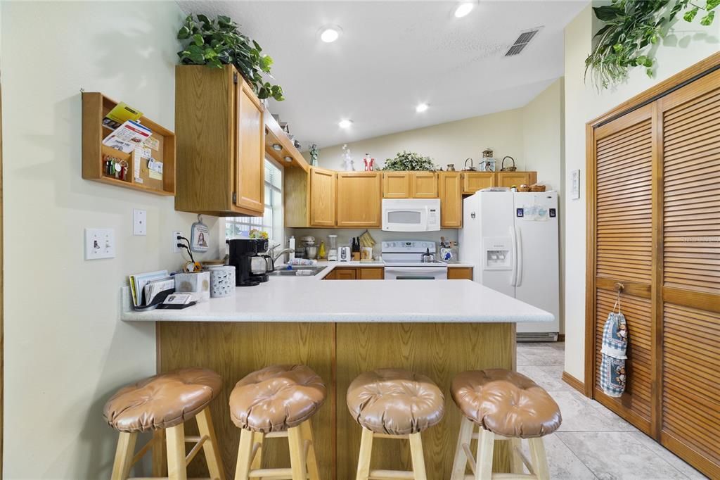 En Venta: $330,000 (3 camas, 2 baños, 1292 Pies cuadrados)