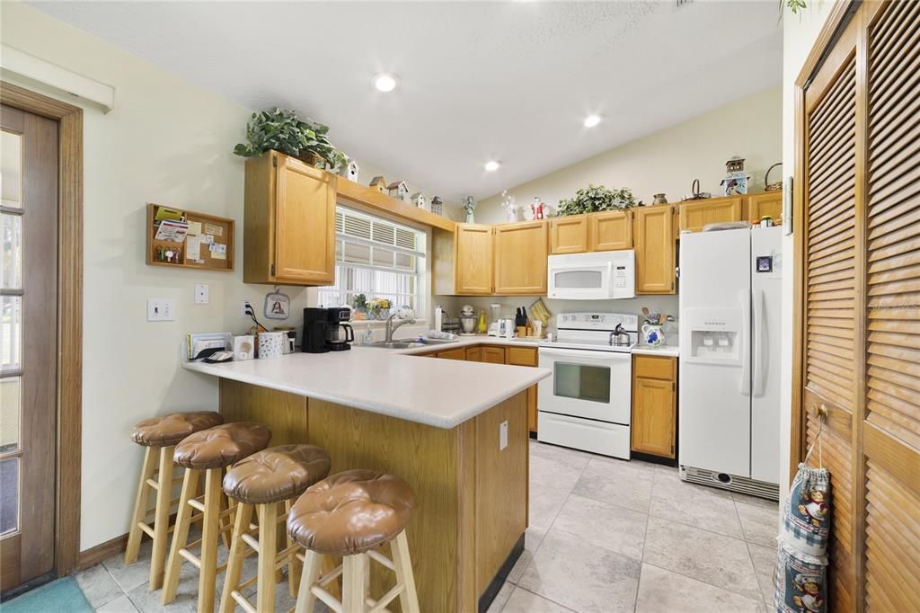 En Venta: $330,000 (3 camas, 2 baños, 1292 Pies cuadrados)