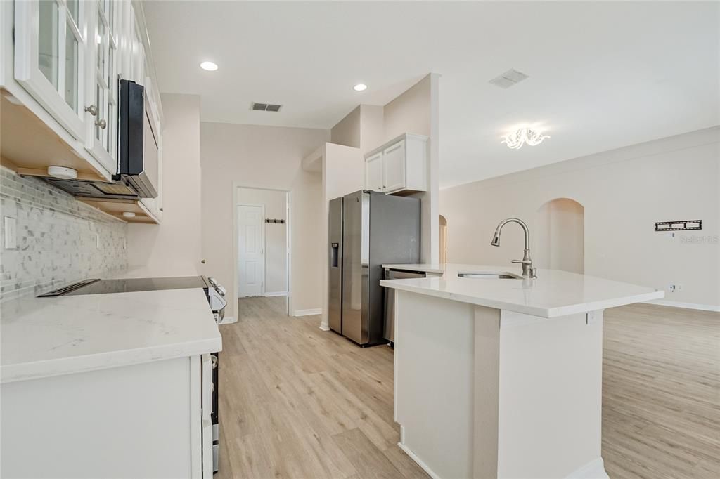 For Rent: $4,000 (3 beds, 2 baths, 2077 Square Feet)