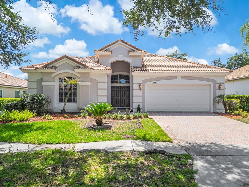 For Rent: $4,000 (3 beds, 2 baths, 2077 Square Feet)
