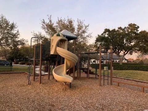For Rent: $4,000 (3 beds, 2 baths, 2077 Square Feet)
