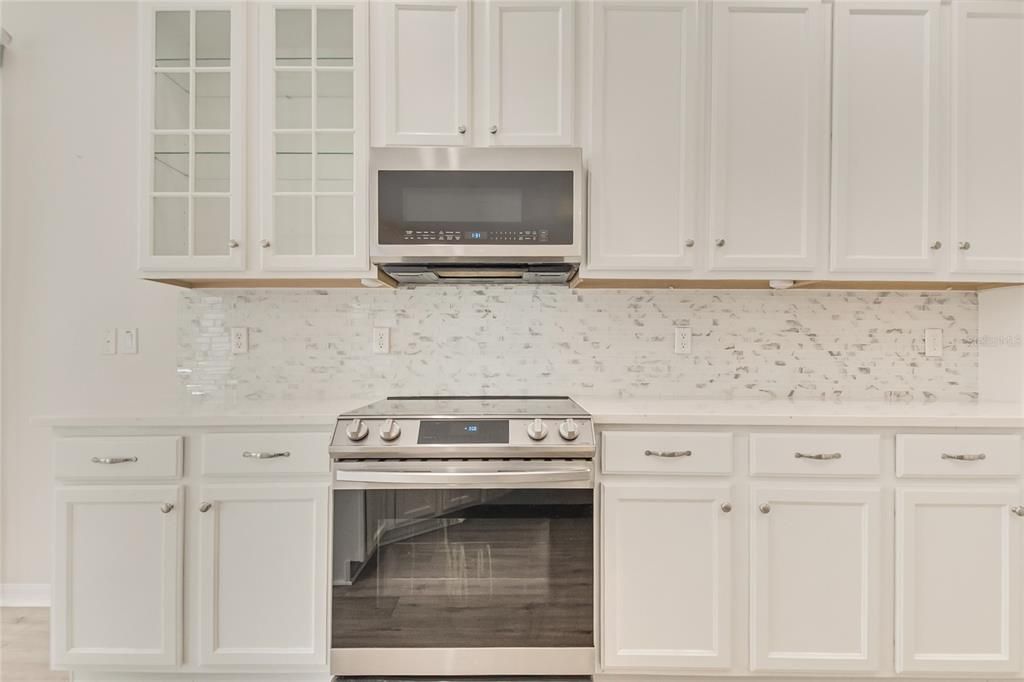 For Rent: $4,000 (3 beds, 2 baths, 2077 Square Feet)