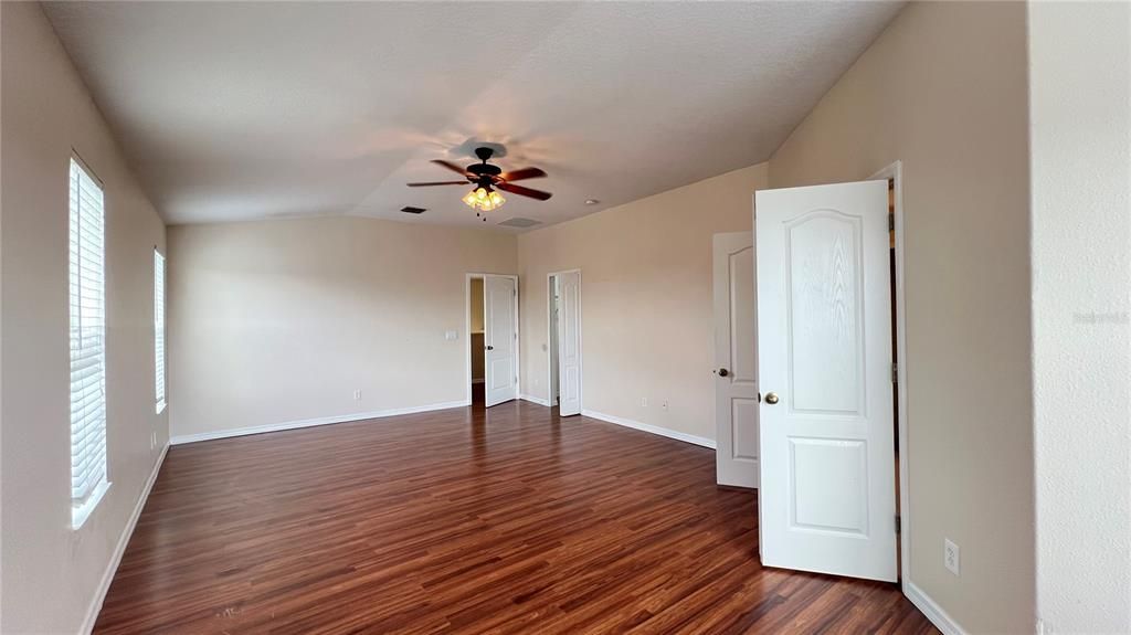 En Renta: $3,595 (5 camas, 3 baños, 3462 Pies cuadrados)