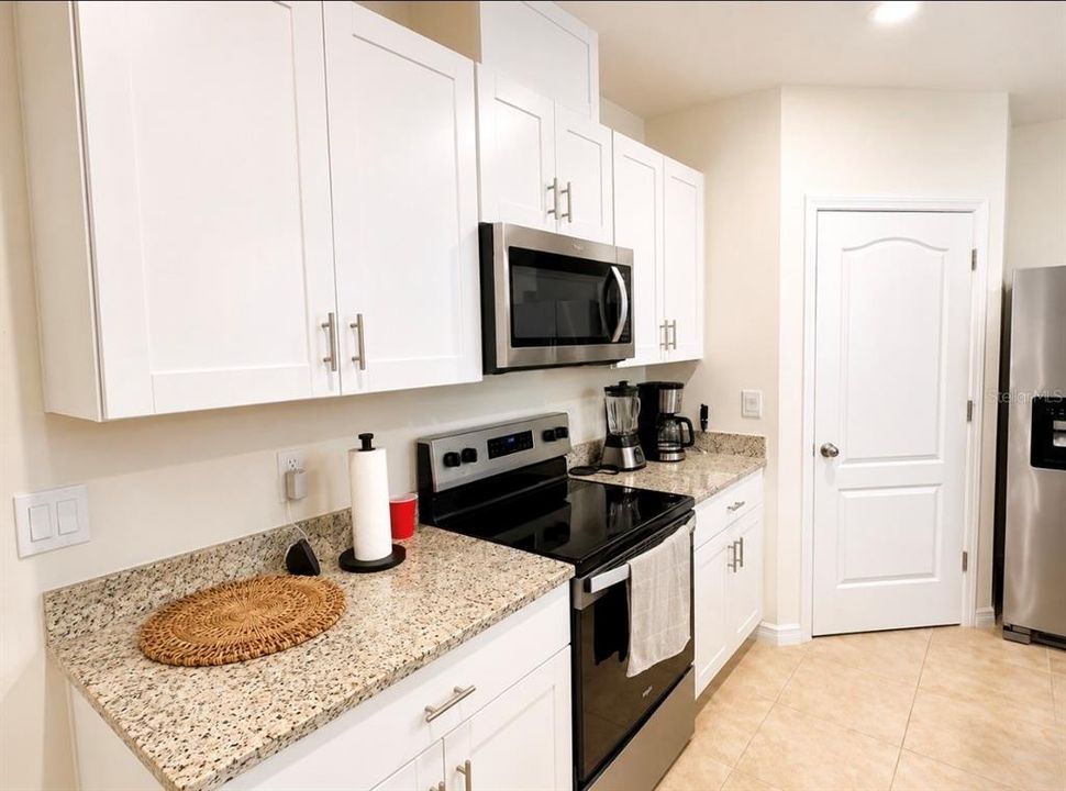 For Sale: $454,999 (4 beds, 2 baths, 1846 Square Feet)