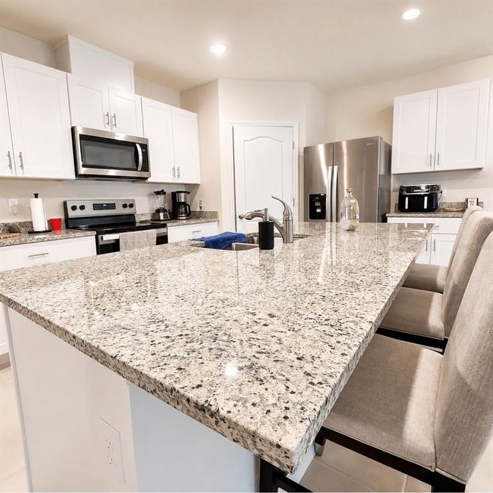 For Sale: $454,999 (4 beds, 2 baths, 1846 Square Feet)