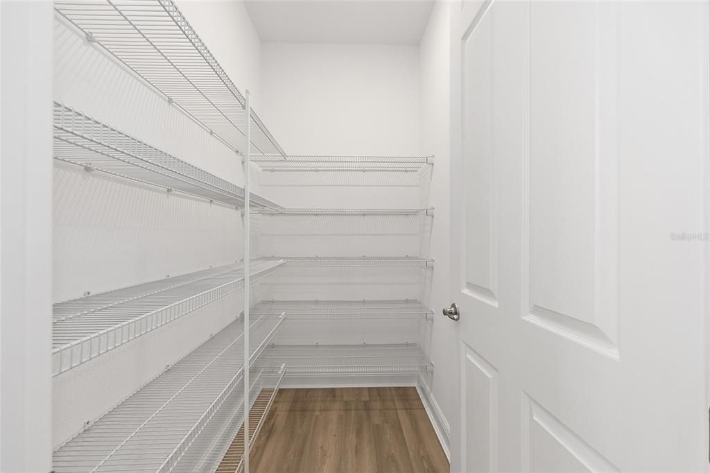 На продажу: $458,890 (2 спален, 2 ванн, 2019 Квадратных фут)