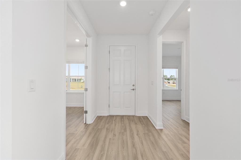 На продажу: $458,890 (2 спален, 2 ванн, 2019 Квадратных фут)