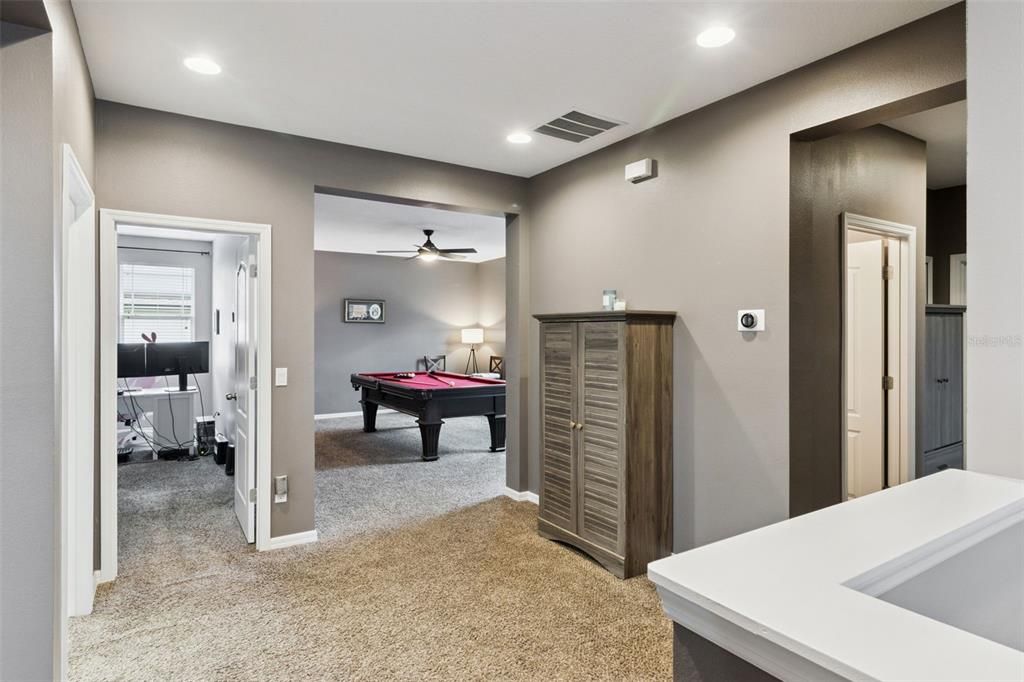 For Sale: $910,000 (5 beds, 4 baths, 3505 Square Feet)