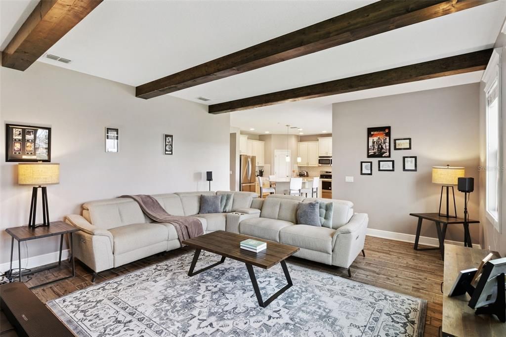 For Sale: $910,000 (5 beds, 4 baths, 3505 Square Feet)