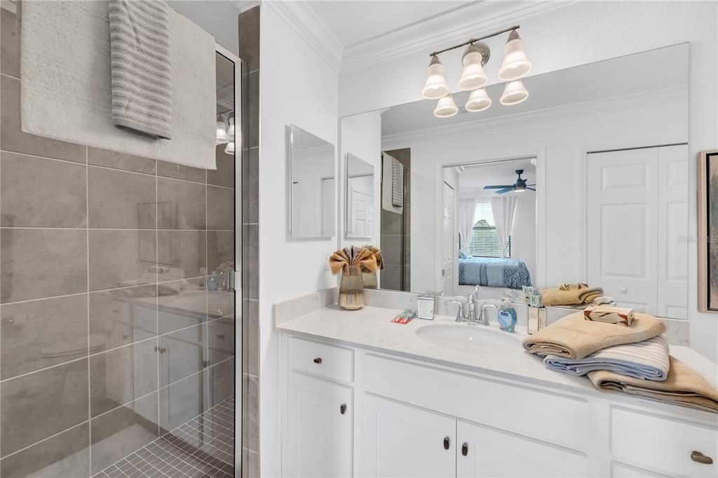 For Rent: $2,400 (3 beds, 2 baths, 1301 Square Feet)