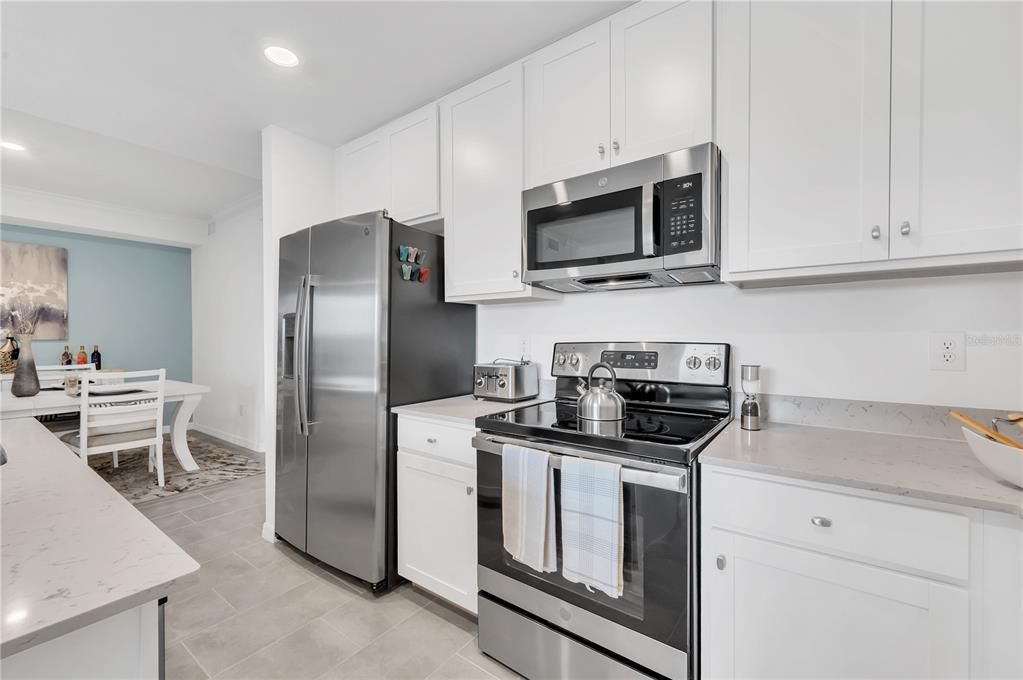For Rent: $2,400 (3 beds, 2 baths, 1301 Square Feet)