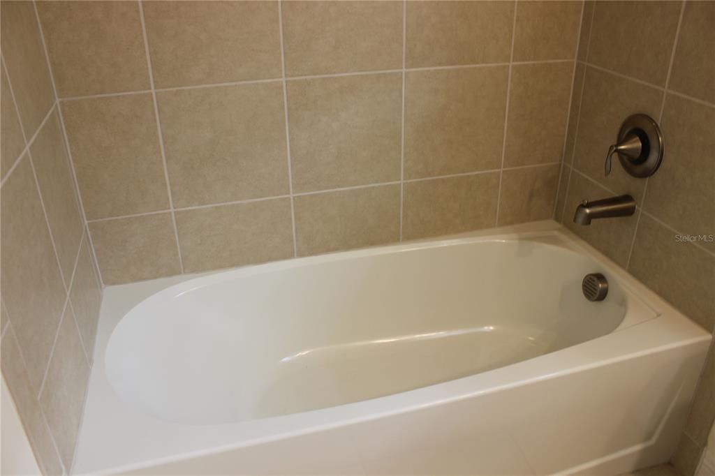 For Rent: $4,200 (2 beds, 2 baths, 2298 Square Feet)