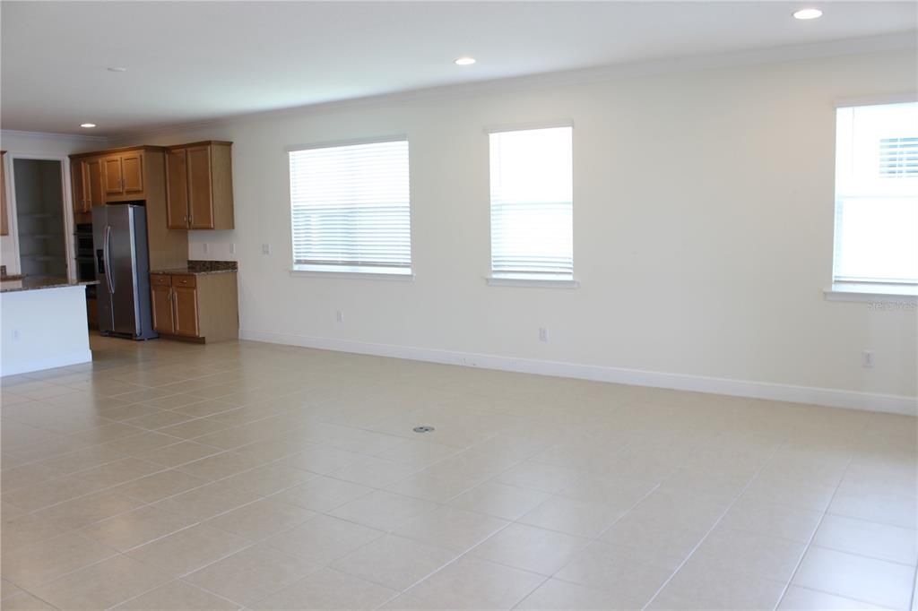 For Rent: $4,200 (2 beds, 2 baths, 2298 Square Feet)