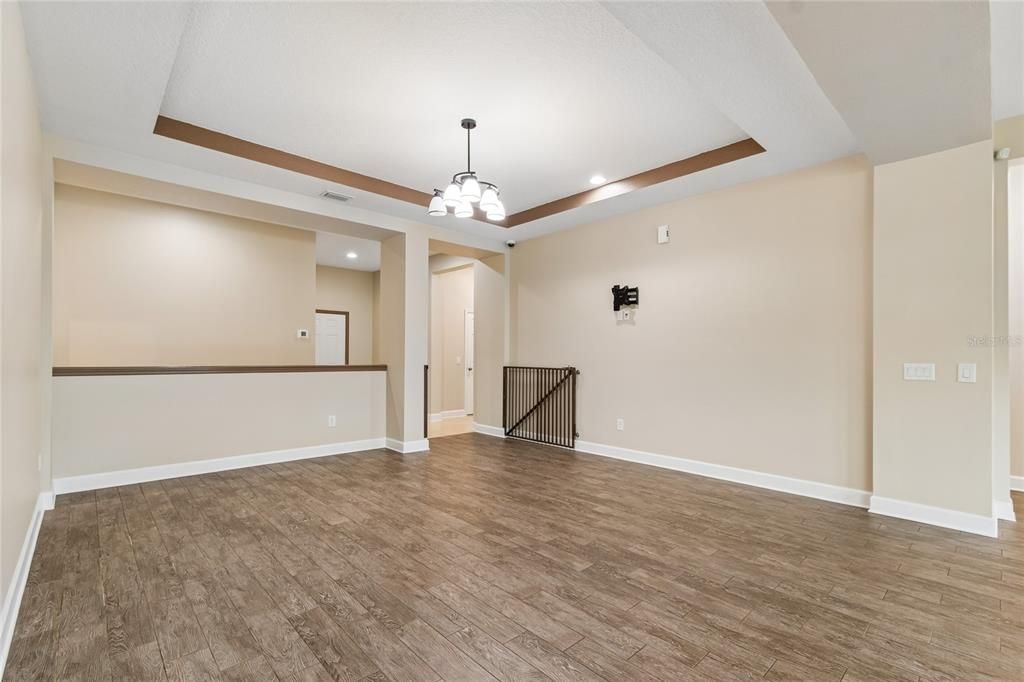 For Sale: $550,000 (4 beds, 3 baths, 2716 Square Feet)