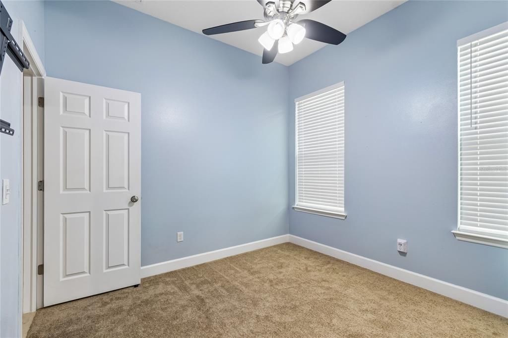 For Sale: $550,000 (4 beds, 3 baths, 2716 Square Feet)