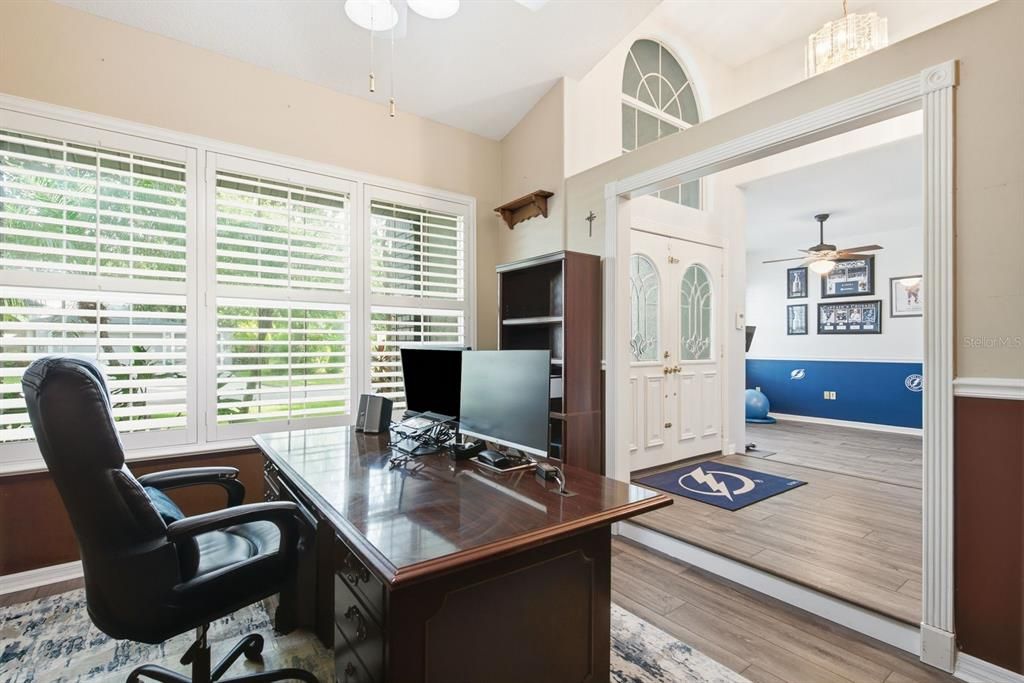 En Venta: $725,000 (4 camas, 3 baños, 2878 Pies cuadrados)