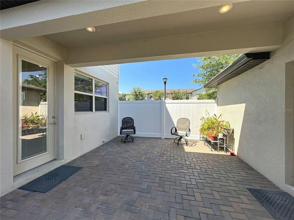 For Sale: $329,990 (2 beds, 2 baths, 1617 Square Feet)