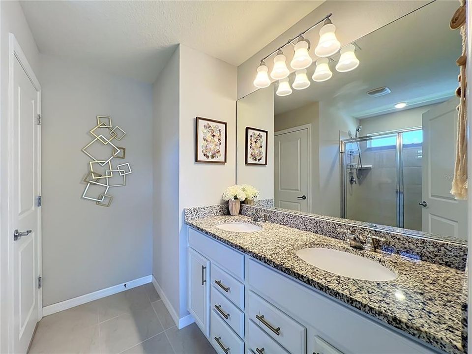 For Sale: $329,990 (2 beds, 2 baths, 1617 Square Feet)