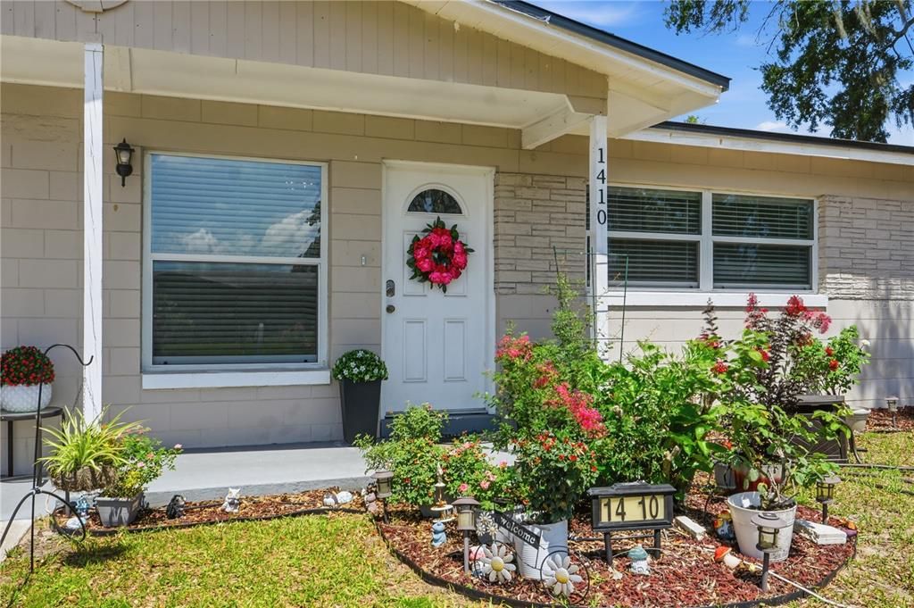 En Venta: $320,000 (4 camas, 2 baños, 1396 Pies cuadrados)