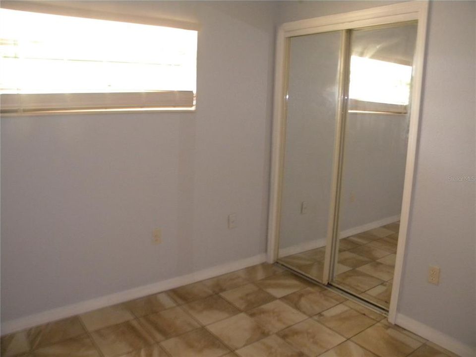 В аренду: $1,200 (2 спален, 1 ванн, 638 Квадратных фут)
