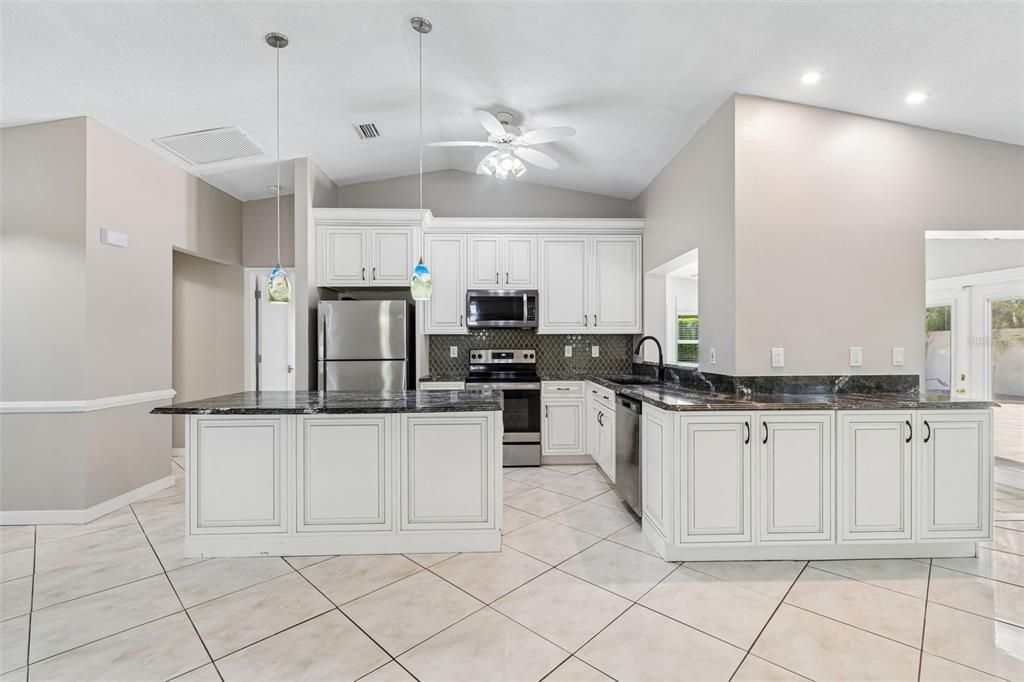 For Sale: $589,900 (4 beds, 2 baths, 1884 Square Feet)