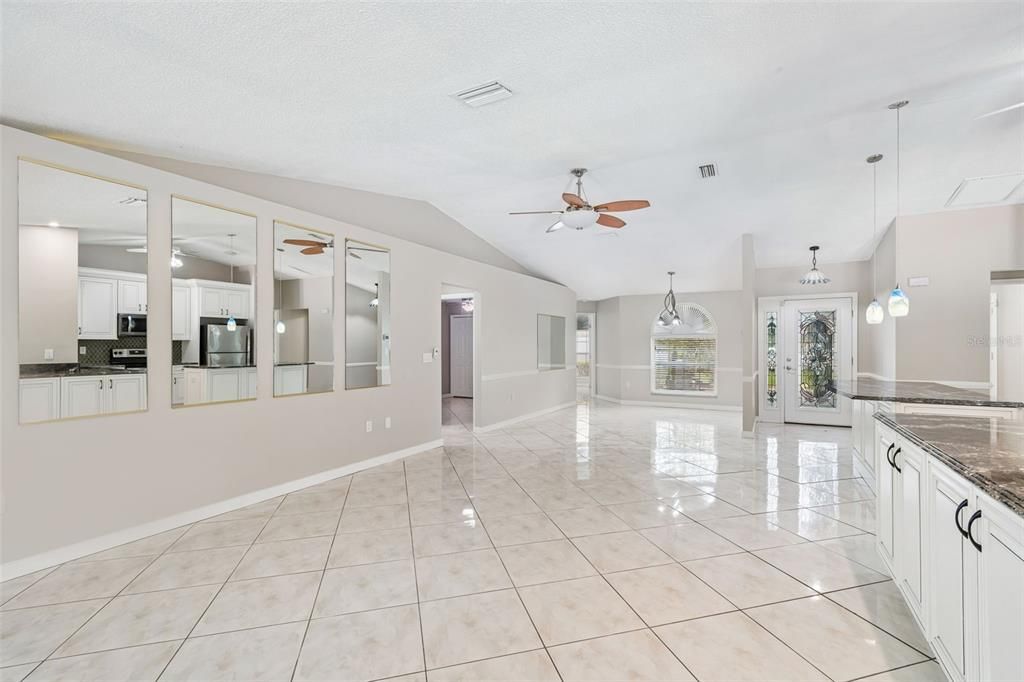 For Sale: $589,900 (4 beds, 2 baths, 1884 Square Feet)
