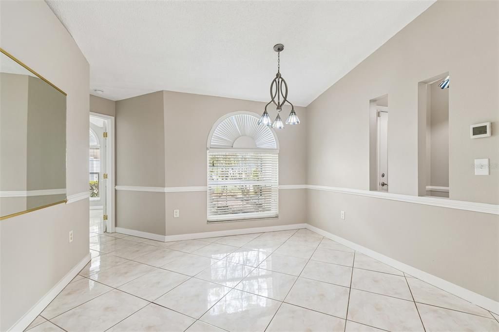 For Sale: $589,900 (4 beds, 2 baths, 1884 Square Feet)