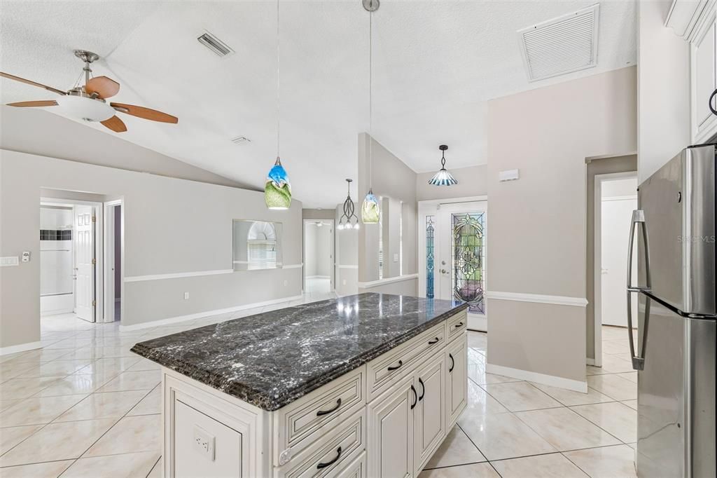 For Sale: $589,900 (4 beds, 2 baths, 1884 Square Feet)