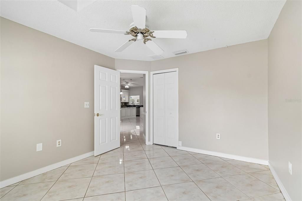 For Sale: $589,900 (4 beds, 2 baths, 1884 Square Feet)