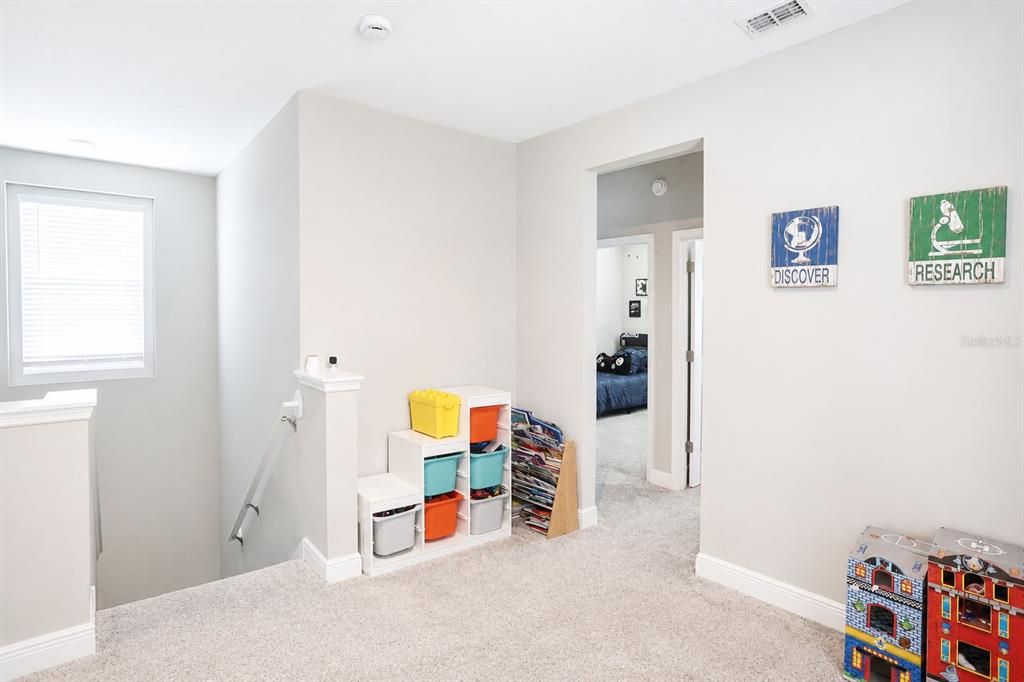 For Sale: $465,000 (3 beds, 2 baths, 1678 Square Feet)