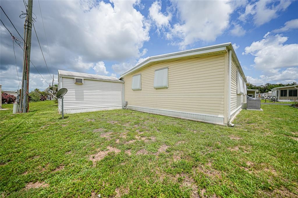 For Sale: $195,000 (2 beds, 2 baths, 1600 Square Feet)