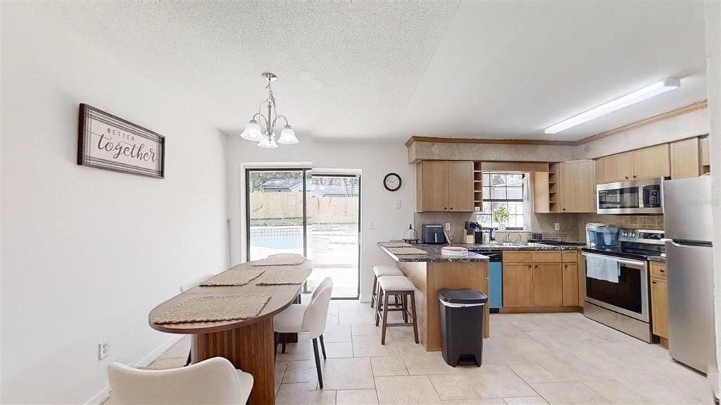For Rent: $1,965 (3 beds, 2 baths, 1106 Square Feet)